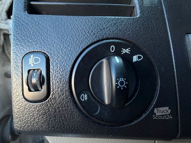 حافلة صغيرة MERCEDES-BENZ Sprinter 314 BlueTEC 9 Sitze Rollstuhllift Klima