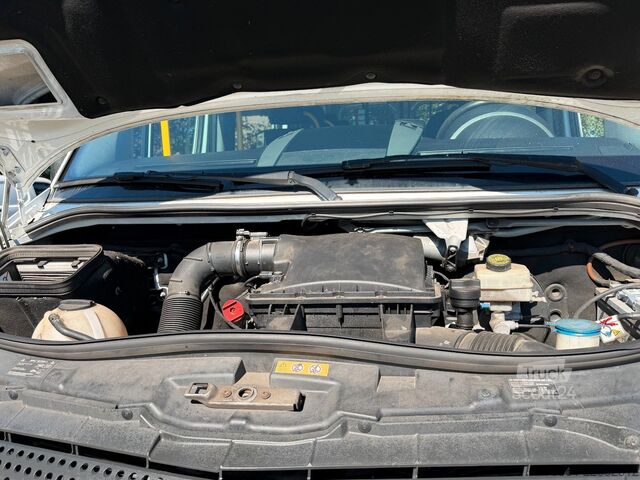 حافلة صغيرة MERCEDES-BENZ Sprinter 314 BlueTEC 9 Sitze Rollstuhllift Klima