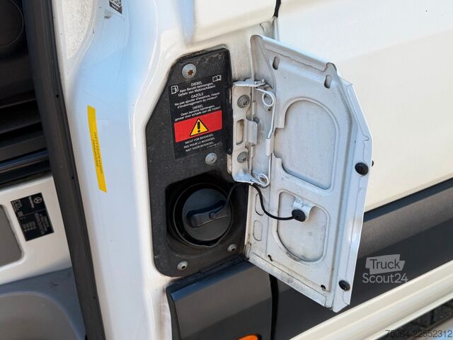 حافلة صغيرة MERCEDES-BENZ Sprinter 314 BlueTEC 9 Sitze Rollstuhllift Klima