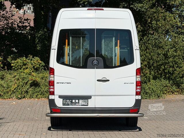 حافلة صغيرة MERCEDES-BENZ Sprinter 314 BlueTEC 9 Sitze Rollstuhllift Klima