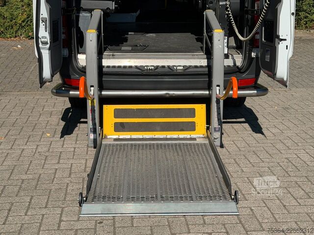 حافلة صغيرة MERCEDES-BENZ Sprinter 314 BlueTEC 9 Sitze Rollstuhllift Klima