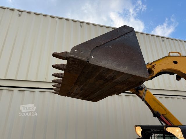 Kolový nakladač BOBCAT S450 / 2016 BJ / 1.315 H