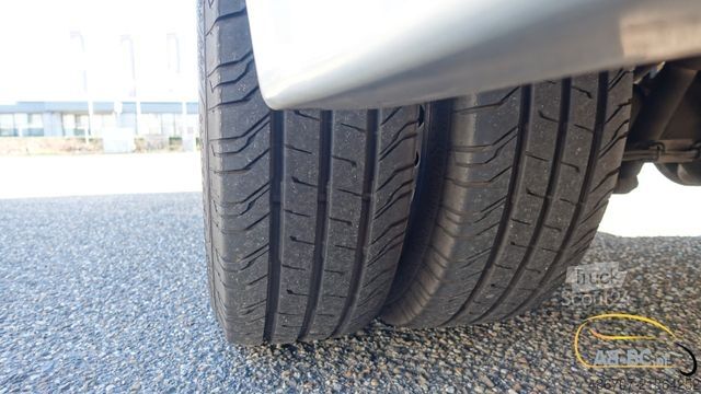 Reisebus MERCEDES-BENZ Neue Sprinter 519 CDI 24 Sitzplätze EURO 6