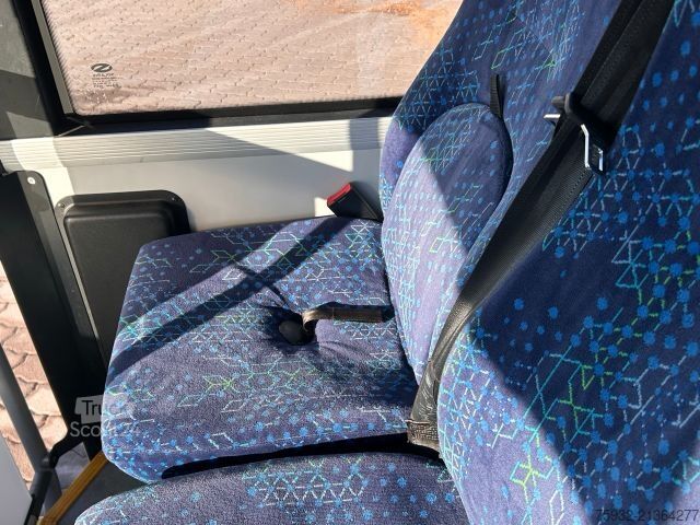 Stadtbus SOLARIS Urbino 8.9 LE Midi K    3-PUNKT-Gurte