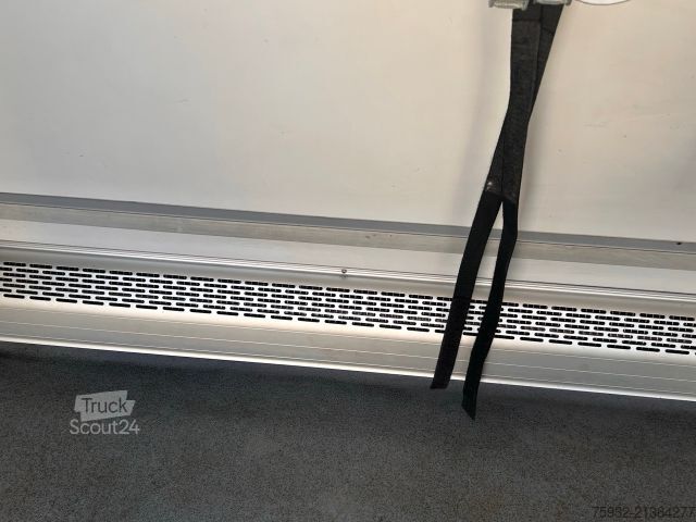 Stadtbus SOLARIS Urbino 8.9 LE Midi K    3-PUNKT-Gurte