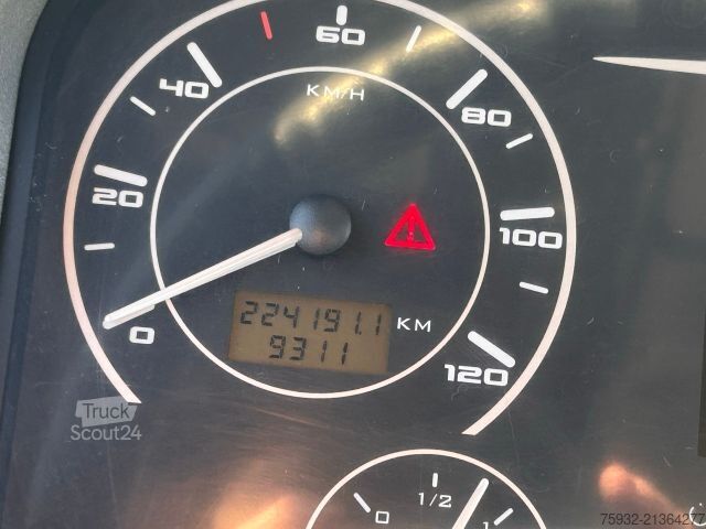 Stadtbus SOLARIS Urbino 8.9 LE Midi K    3-PUNKT-Gurte