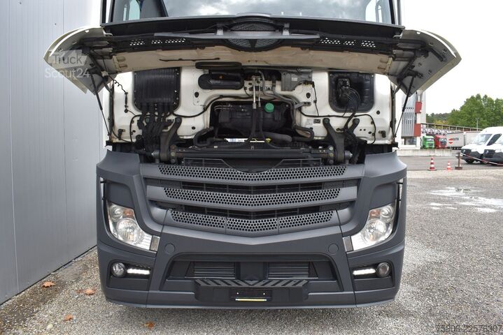 Стандартний тягач MERCEDES-BENZ Actros 1851 LS E6 Retarder GIGA