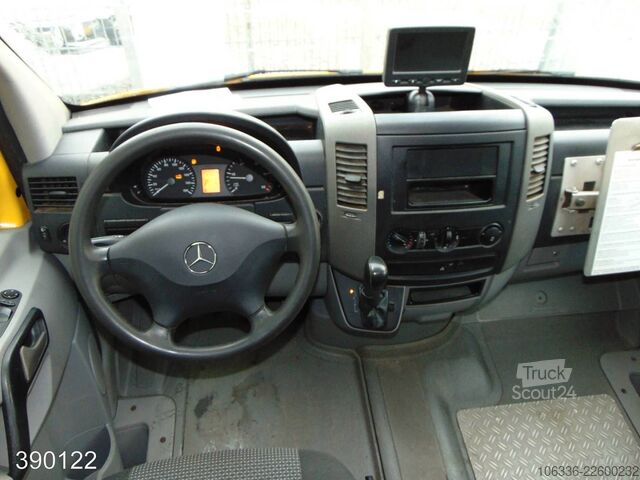 Sandučar MERCEDES-BENZ Sprinter 310 CDI MAXI -KAMERA-REGALSYSTEM-