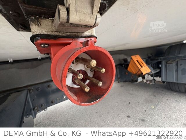 Furgon sa rashladnim sandukom MAN TGL8150*Schalt*Carrier*LBW*2Verdampfer*Seitentür