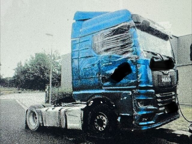Standartinis vilkikas MAN TGX 18.510 beschädigt / damaged
