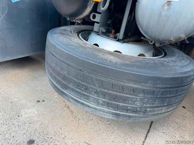 Standard SZM MERCEDES-BENZ ACTROS 1840 * RETARDER * MOTOR PROBLEME *