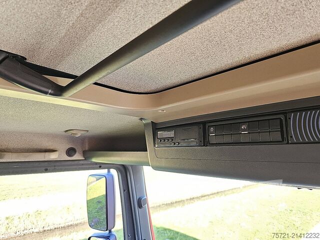 Maleta M.A.N. 12.220 TGL