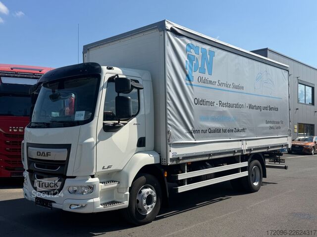 شاحنة بمسطحة ومشمع DAF LF 14.260 FA, Schiebeplane 6.1m, Blatt/Blatt