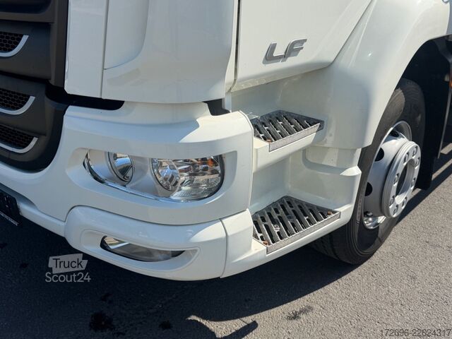 شاحنة بمسطحة ومشمع DAF LF 14.260 FA, Schiebeplane 6.1m, Blatt/Blatt