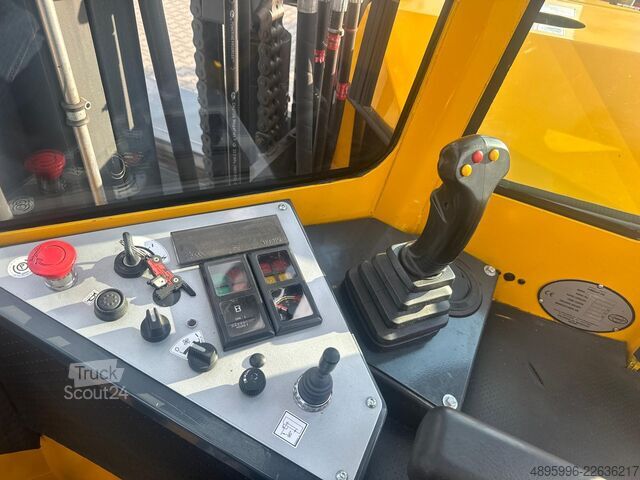4-vägs gaffeltruck Combilift C6000 / LPG / 2017 year/ Free lift