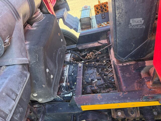 Menljiv keson z box konstrukcijo MAN 32 440 F