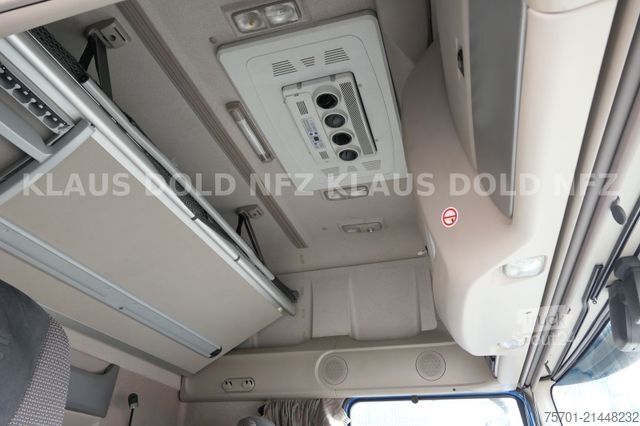 Tractor estándar DAF XF 460 SSC Retarder Standklima Euro 6