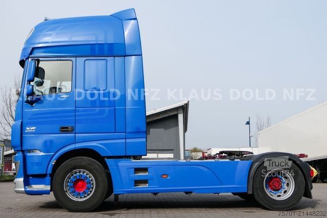 Tractor estándar DAF XF 460 SSC Retarder Standklima Euro 6