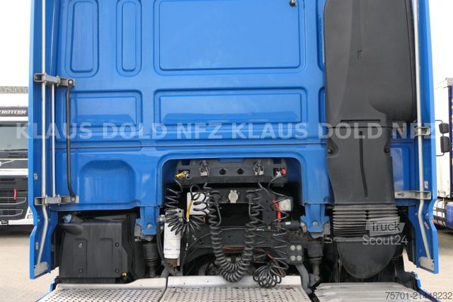 Tractor estándar DAF XF 460 SSC Retarder Standklima Euro 6