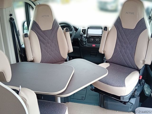 Kemperis BÜRSTNER Campeo C 640 Abwassertank isoliert, Markise