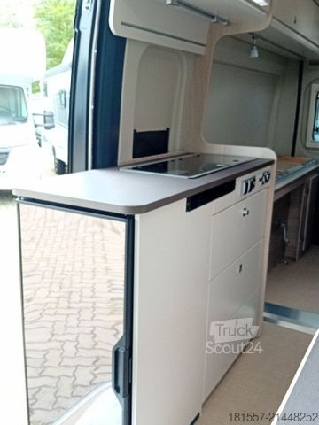 Kemperis BÜRSTNER Campeo C 640 Abwassertank isoliert, Markise