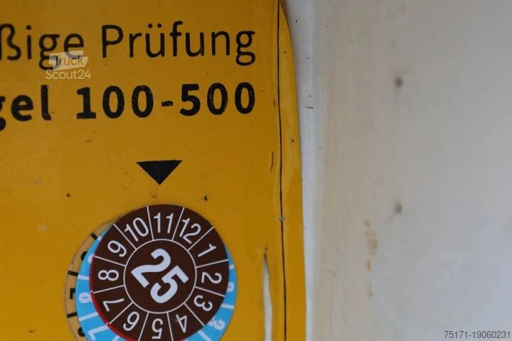 Scissor lift Holland Lift Ecostar HL-9710 Electric, 12m Working Height, 325k