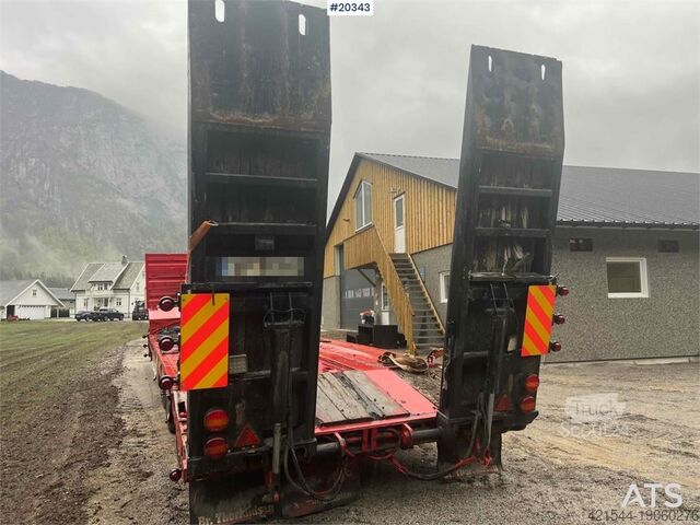 Låglastare Damm SE-51M 3 axle Machine trailer w/ hydraulic driving