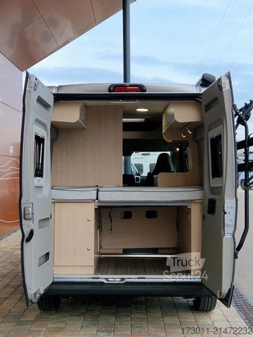 Camping-car CLEVER Drive 540 Roadrider 140PS Markise Navi RFK