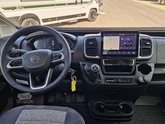 Camping-car PÖSSL Summit 600L Markise Lithium Solar MJ 2026