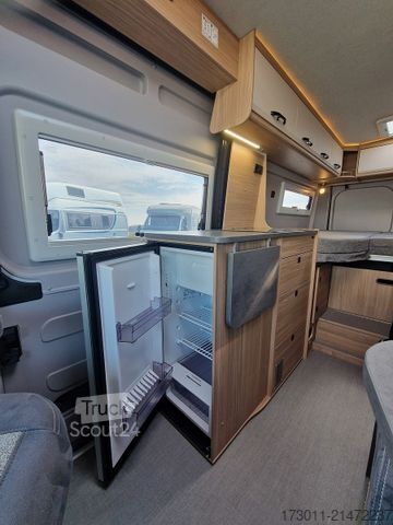 Camping-car PÖSSL Summit 600L Markise Lithium Solar MJ 2026