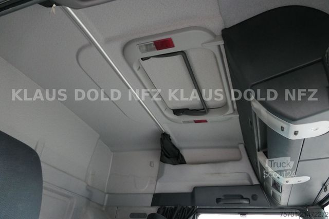 Automašīnu pārvadātājs furgons MAN TGL 8.250 geschloss. Autotransp. Moetefindt