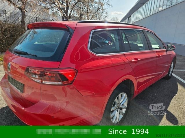 Kleinbus VOLKSWAGEN Passat Variant Business Navigation