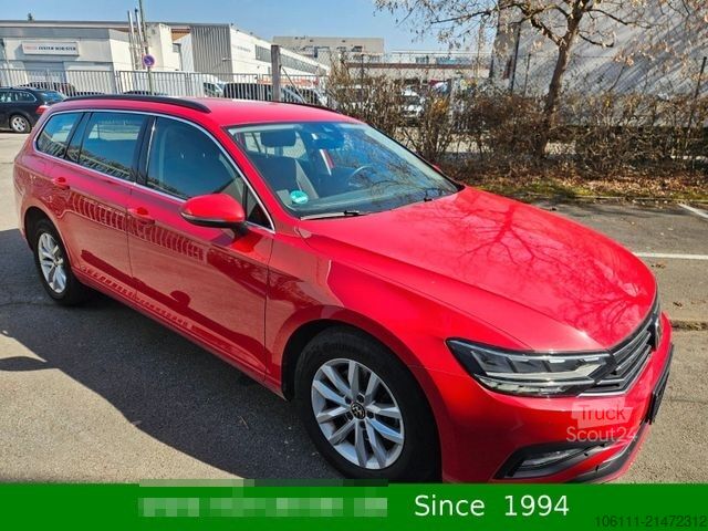 Kleinbus VOLKSWAGEN Passat Variant Business Navigation