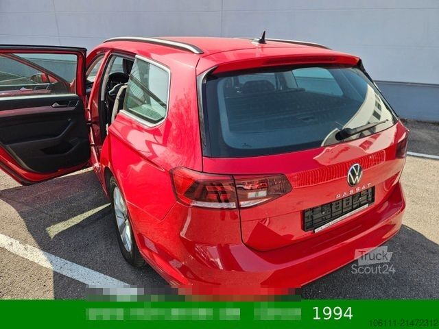 Kleinbus VOLKSWAGEN Passat Variant Business Navigation