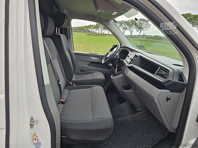 Kombi s vysokou střechou VW TRANSPORTER 2.0 TDI T6.1 L2 Trekhaak !