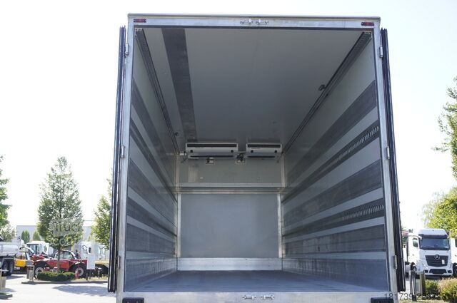Chladírenský vůz MAN TGX 26.510 6×2-4 / Krone 19 EPAL refrige