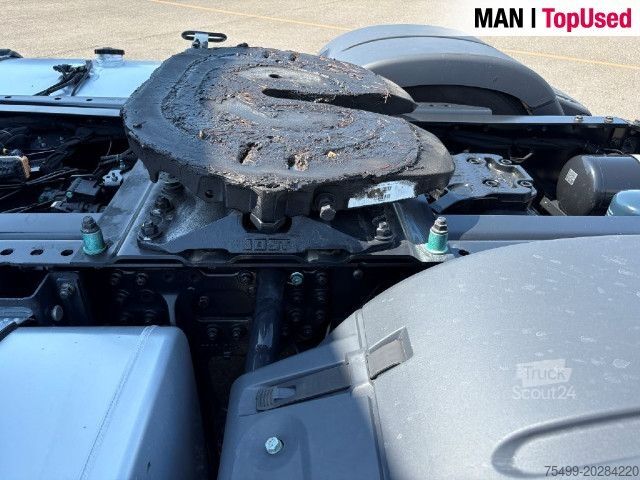 Nákladné vozidlo na nebezpečné materiály MAN TGX 18.520 4x2 LL SU