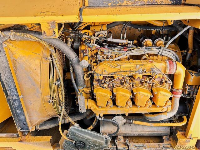 Pásový bager Liebherr R 912 HD