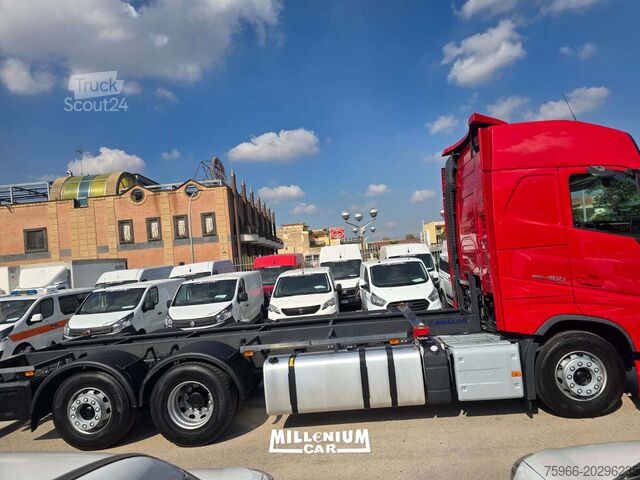 Lkw-Fahrgestell Volvo FH 460 PORTACASSE L/TELAIO 2023