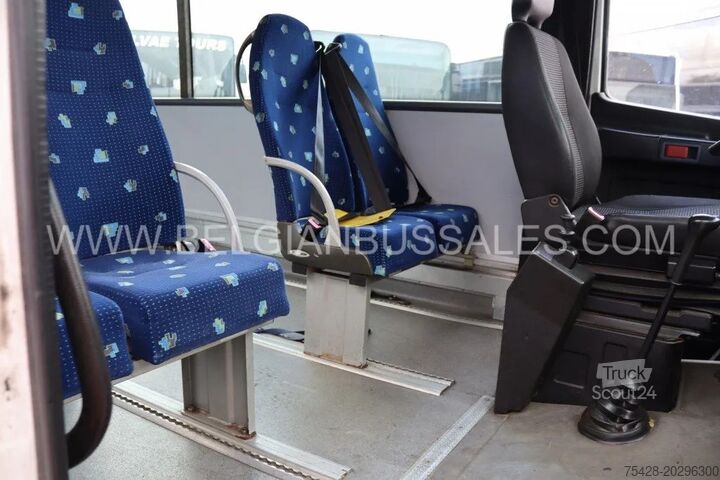 Mikrobus Mercedes VARIO O 813 DE / Joost