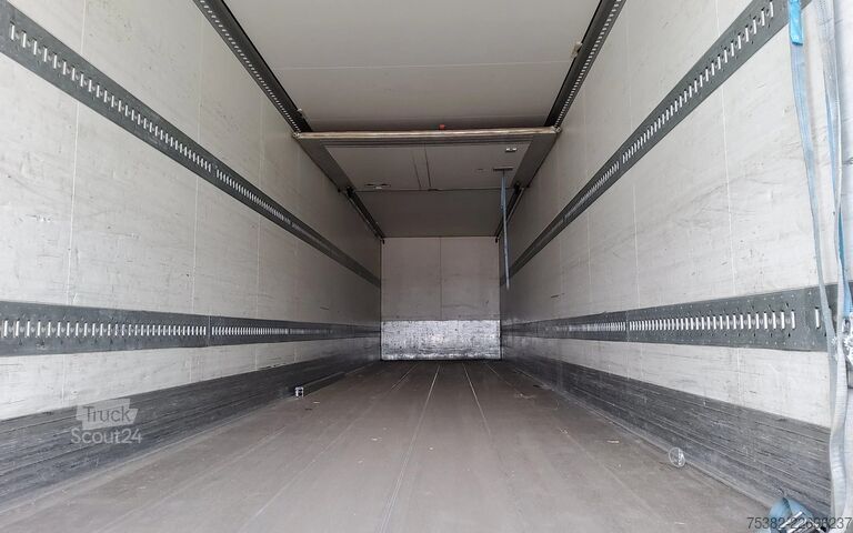 Resväska Schmitz Cargobull TRAILER - OK-10-YN - (LAADKLEP DEFECT)