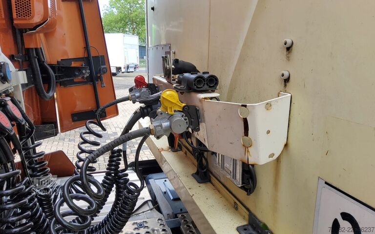 Resväska Schmitz Cargobull TRAILER - OK-10-YN - (LAADKLEP DEFECT)