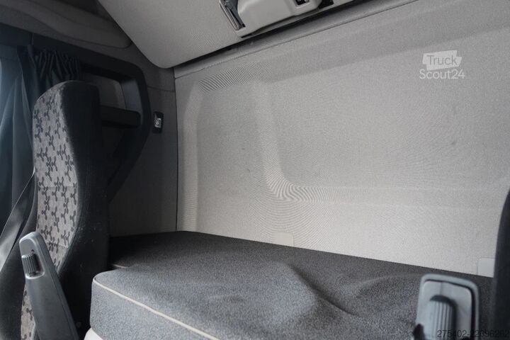 Estándar-SZM Scania S500 NGS RETARDER/ 2X TANK/ PARK CLIMA/ ACC