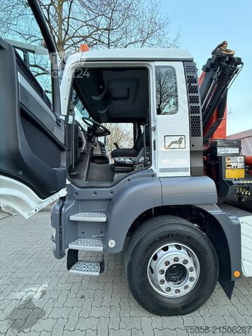 żuraw samochodowy MAN TGS 18.400 - 3 Seiten Kipper - Kran PK