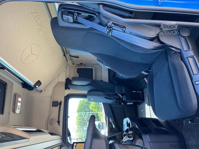 Tracteur routier standard Mercedes-Benz Actros 1848 LS KlimaA STH Pano Luft AUT AHK ACC