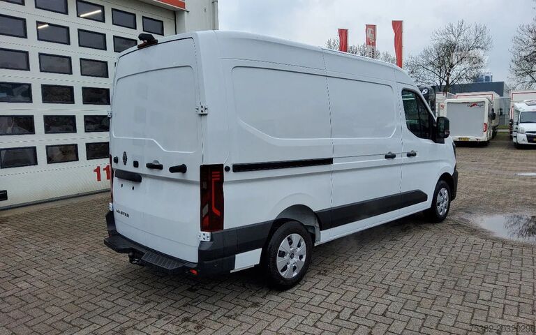 Fourgonnette Renault Master NEW TYPE 150.35  EURO 6  L2H2 GESLOTEN W...
