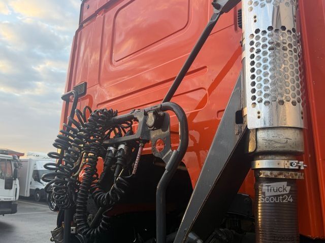 Standardní tahač SCANIA G450 4x4 (cardan), Blatt/Luft, Retarder, Hydr