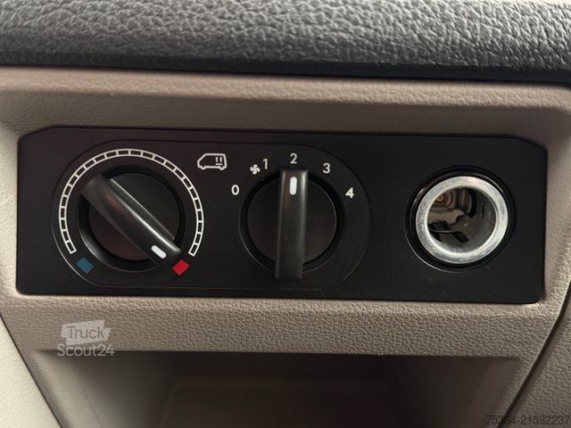 Minibus VOLKSWAGEN T6 Kombi 2.0 Tdi Lang L2 Klima 9Sitze Schiebetür