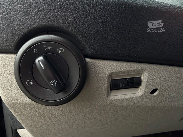 Minibus VOLKSWAGEN T6 Kombi 2.0 Tdi Lang L2 Klima 9Sitze Schiebetür