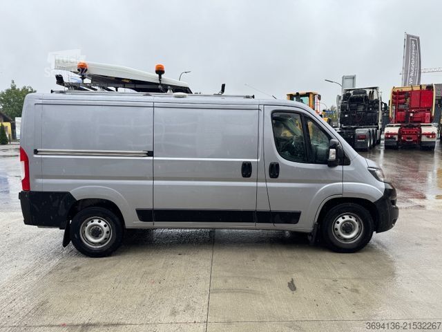 Skåpbil FIAT Ducato Begleitfahrzeug BF 3